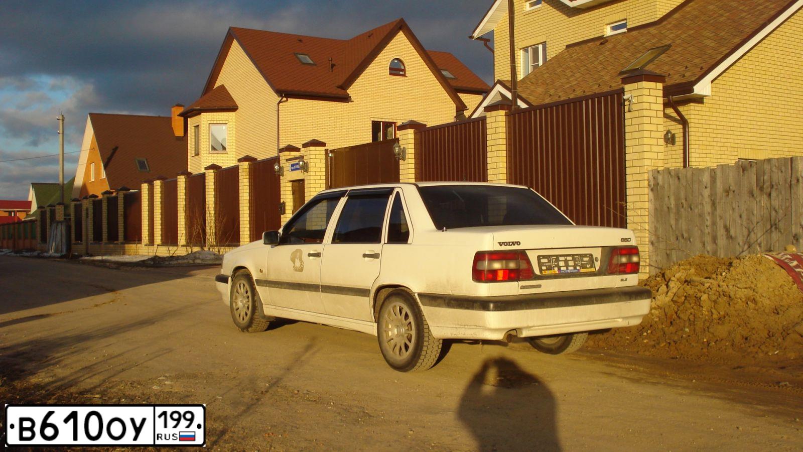 Фото автомобиля VOLVO 850, 1995 — госномер У596ВН47