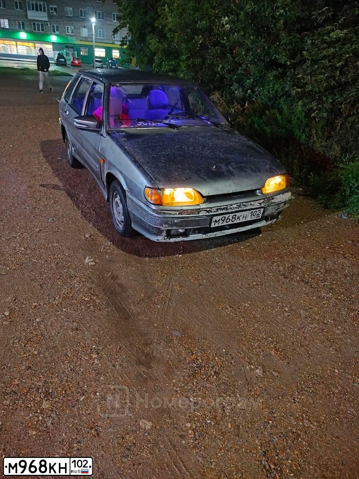 Фото автомобиля LADA 2114 SAMARA, 2007 — госномер М968КН102. Цвет: СЕРО-ЗЕЛЕНЫЙ МЕТАЛЛИК