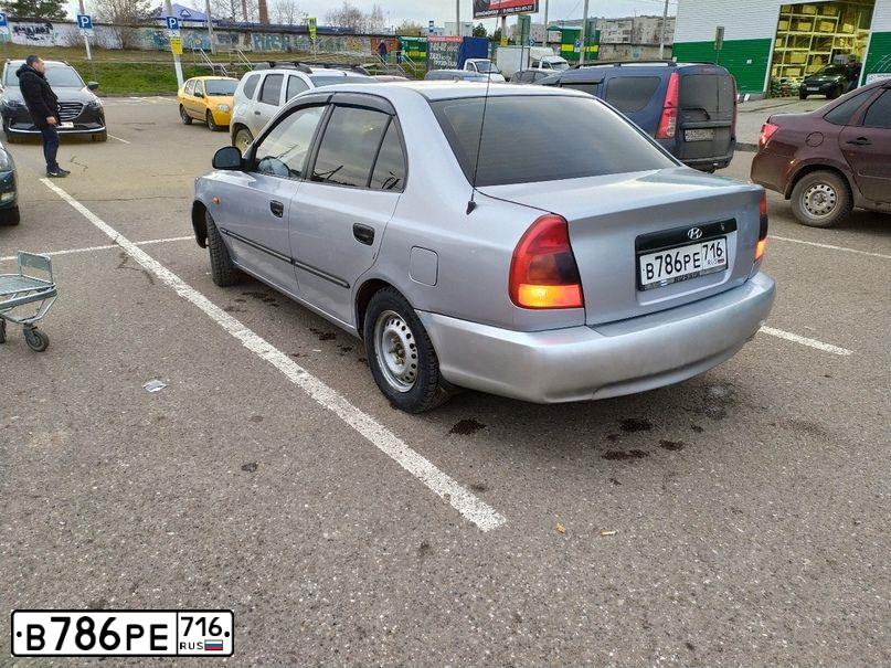 Фото автомобиля TAGAZ ACCENT, 2008 — госномер Р847ВА761. Цвет: Серебристый