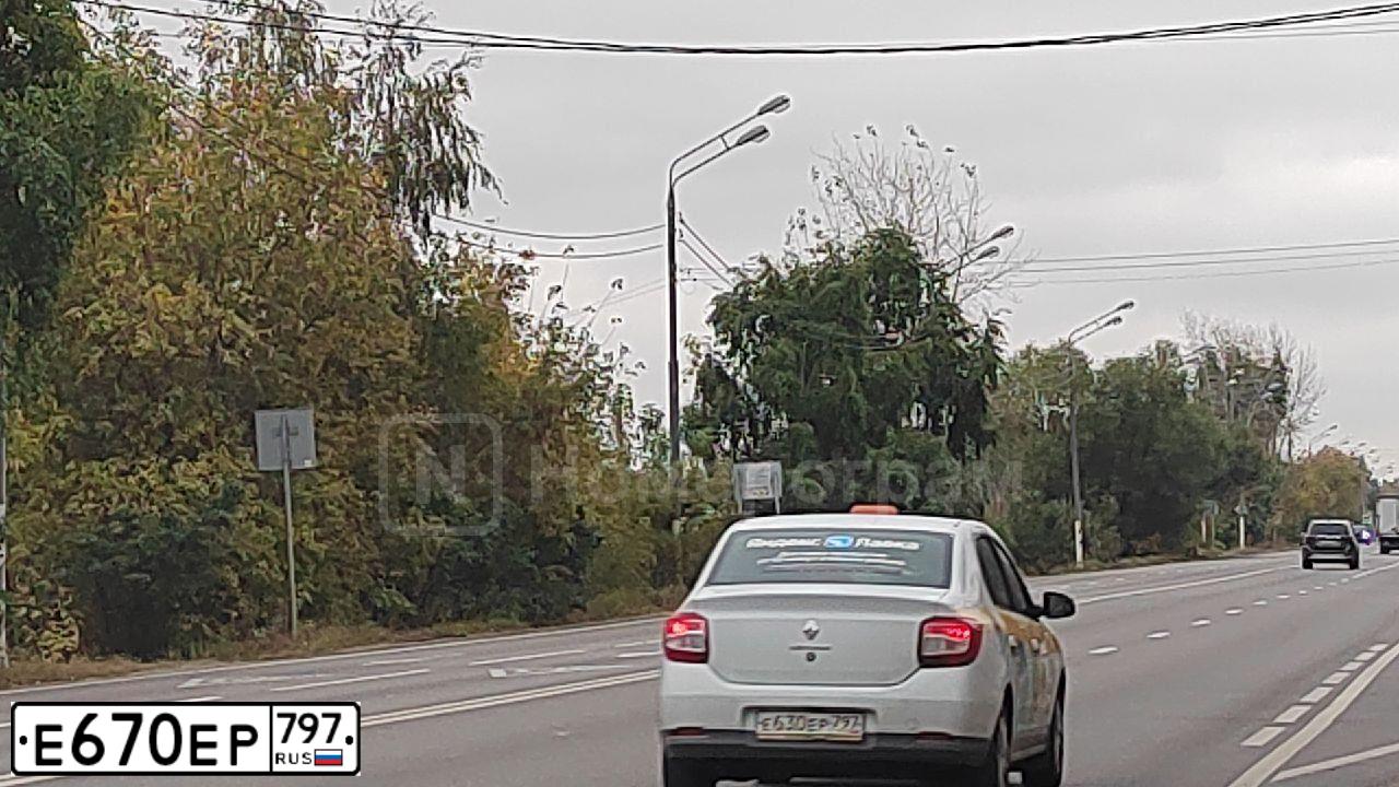 Фото автомобиля LADA 2107, 2005 — госномер Е670ЕР797. Цвет: синий