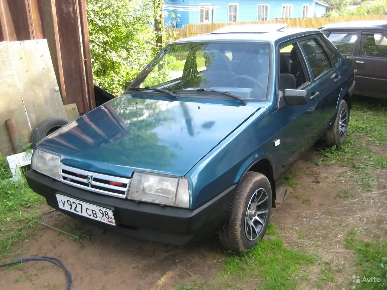 Фото автомобиля LADA 2109 SAMARA, 2000 — госномер У927СВ98. Цвет: ЗЕЛЕНЫЙ