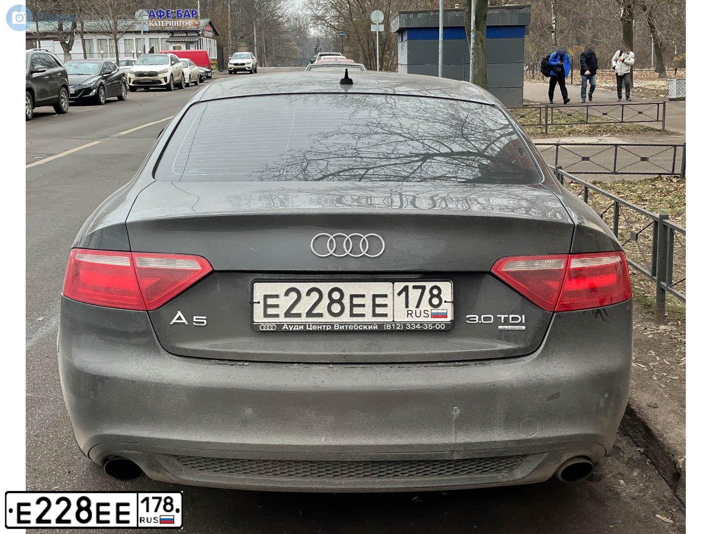 Фото автомобиля AUDI A5, 2008 — госномер Е228ЕЕ178. Цвет: ЧЕРНЫЙ