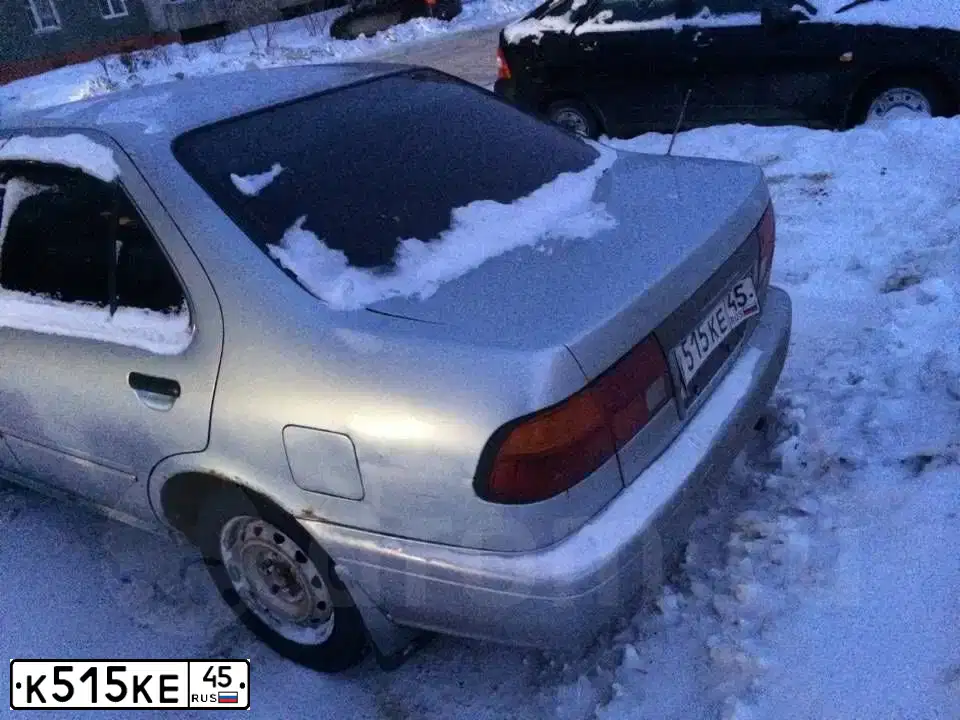Фото автомобиля TOYOTA AURIS, 2008 — госномер К515КЕ45. Цвет: ТЕМНО-ЗЕЛЕНЫЙ