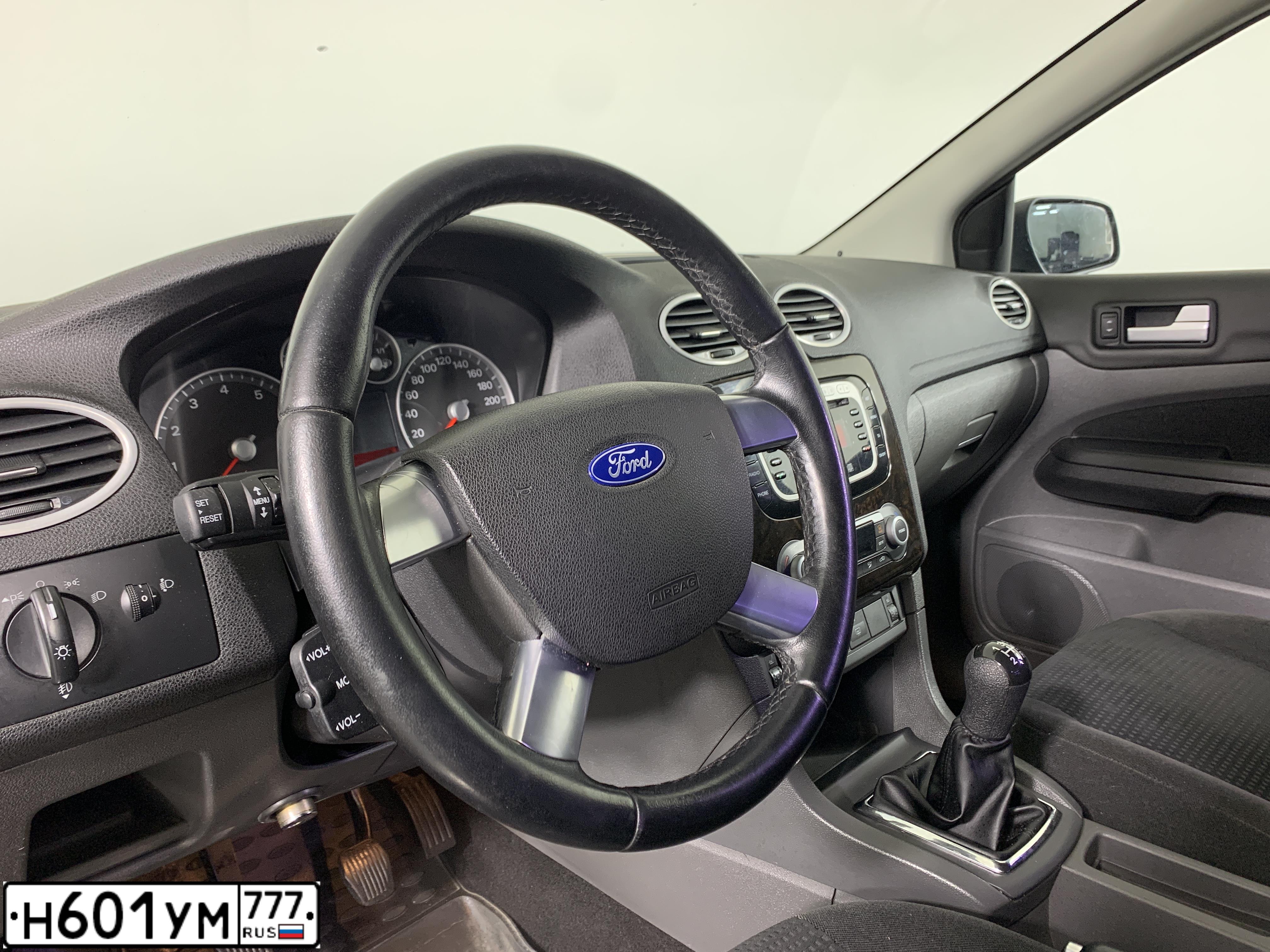 Фото автомобиля FORD FOCUS, 2007 — госномер Н601УМ777. Цвет: ЧЕРНЫЙ