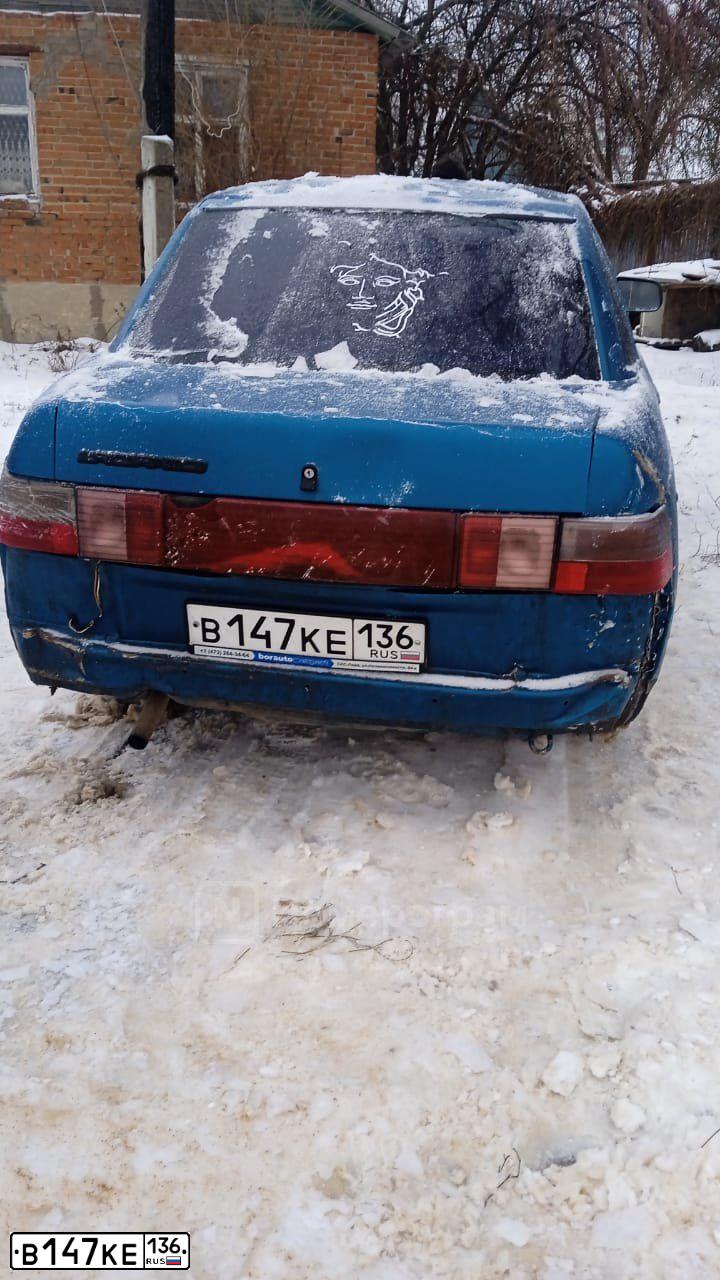 Фото автомобиля LADA 2110 LADA, 1998 — госномер Т040СС36. Цвет: СЕРЕБРИСТО-СИНЕ-ЗЕЛЕНЫЙ