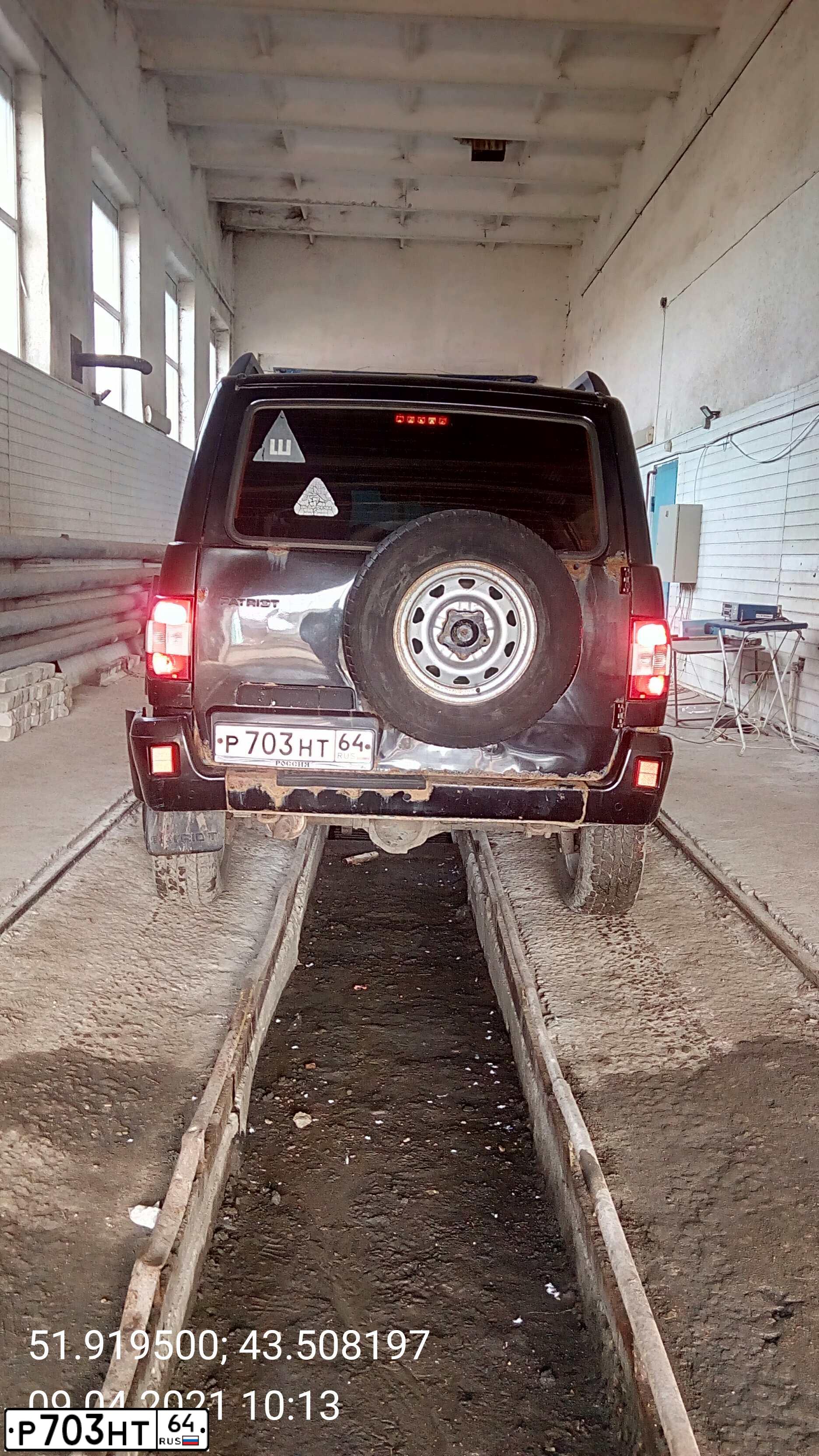 Фото автомобиля UAZ PATRIOT, 2009 — госномер Р450НР136