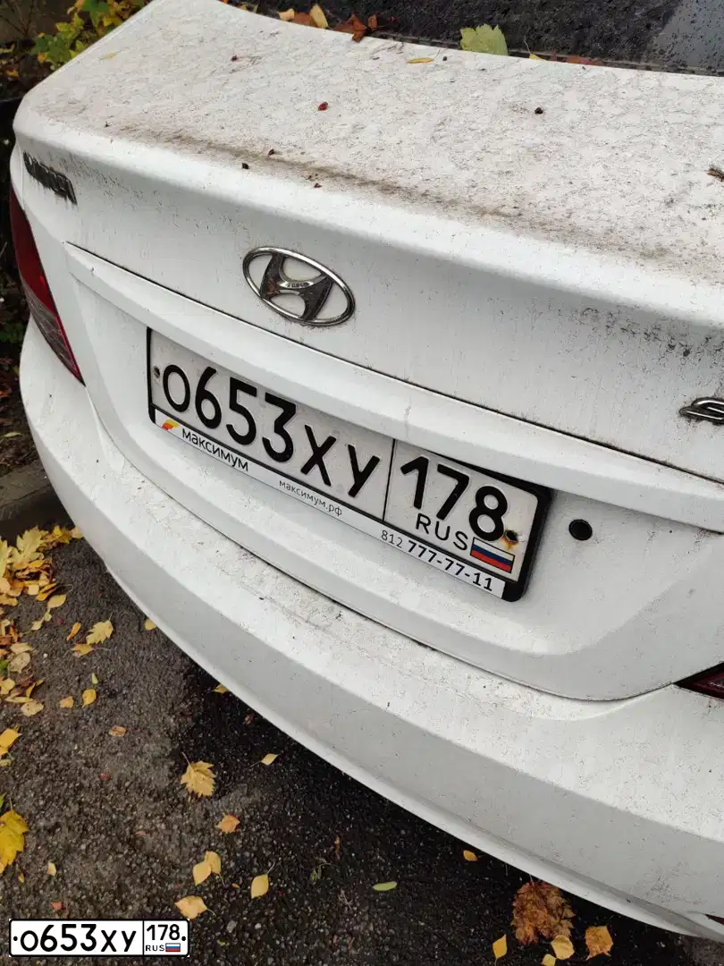 Фото автомобиля HYUNDAI SOLARIS, 2013 — госномер О653ХУ178. Цвет: Белый