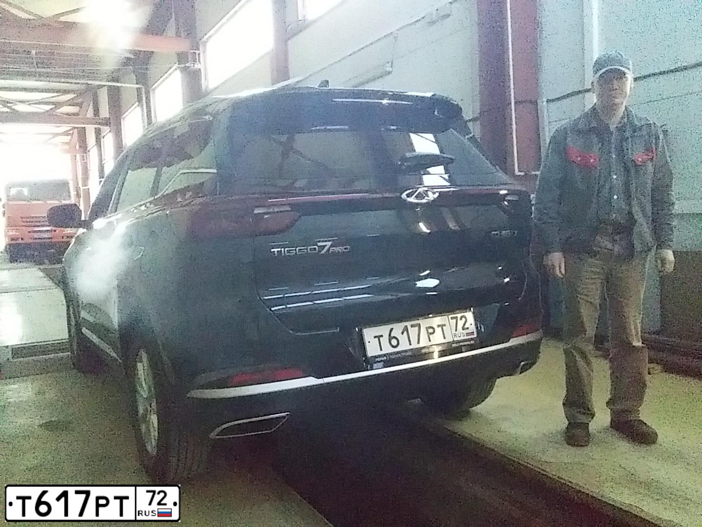 Фото автомобиля CHERY TIGGO, 2020 — госномер Т617РТ72. Цвет: ЧЕРНЫЙ