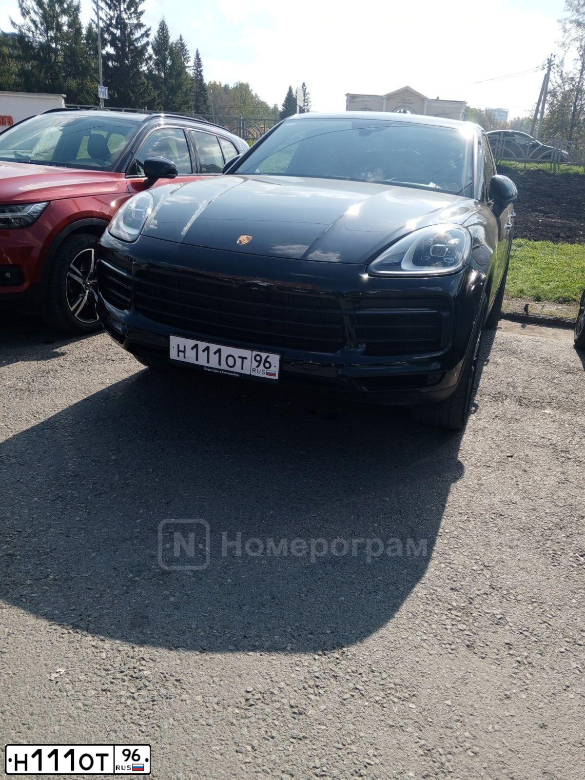 Фото автомобиля MAZDA CX-7, 2008 — госномер Е009ТН55. Цвет: ТЕМНО-ВИШНЕВЫЙ