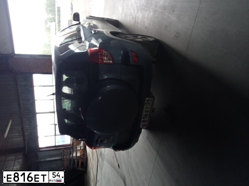 Фото автомобиля TOYOTA RAV4, 2007 — госномер Е816ЕТ54. Цвет: СЕРО СИНИЙ