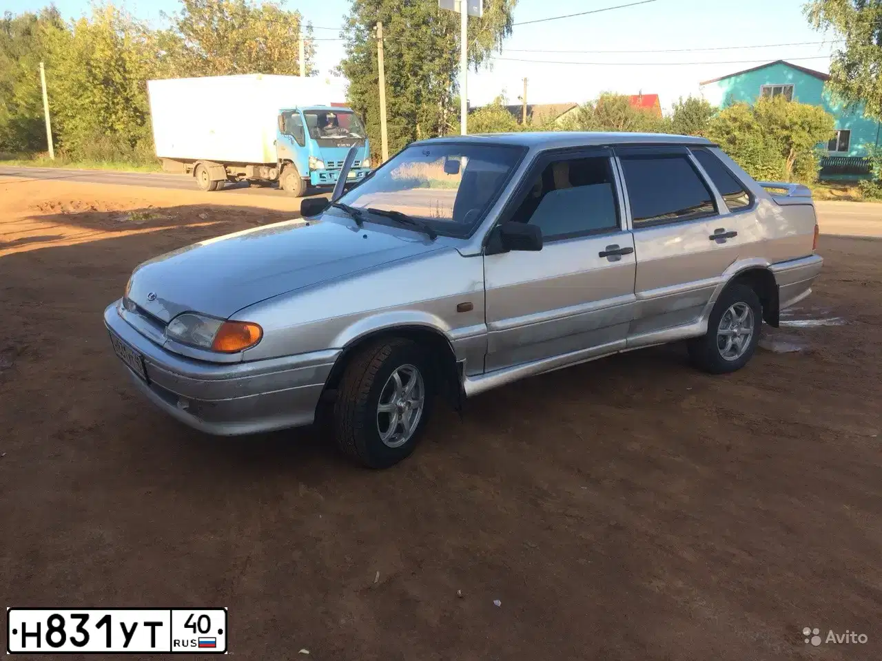 Фото автомобиля LADA 2115 SAMARA, 2001 — госномер Е511СН40. Цвет: СВЕТЛО-СЕРЕБРИСТЫЙ