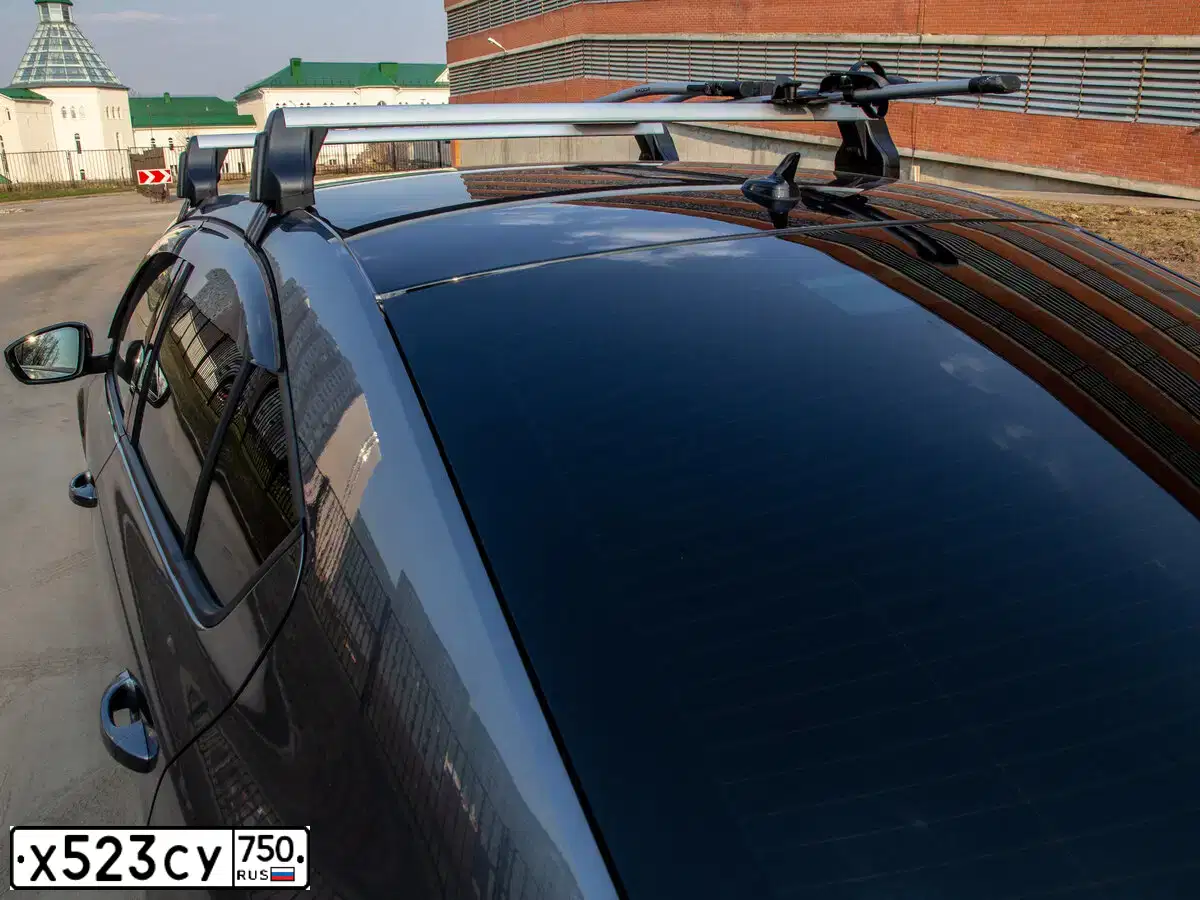 Фото автомобиля SKODA OCTAVIA, 2018 — госномер Е551СО799. Цвет: ТЕМНО-СЕРЫЙ