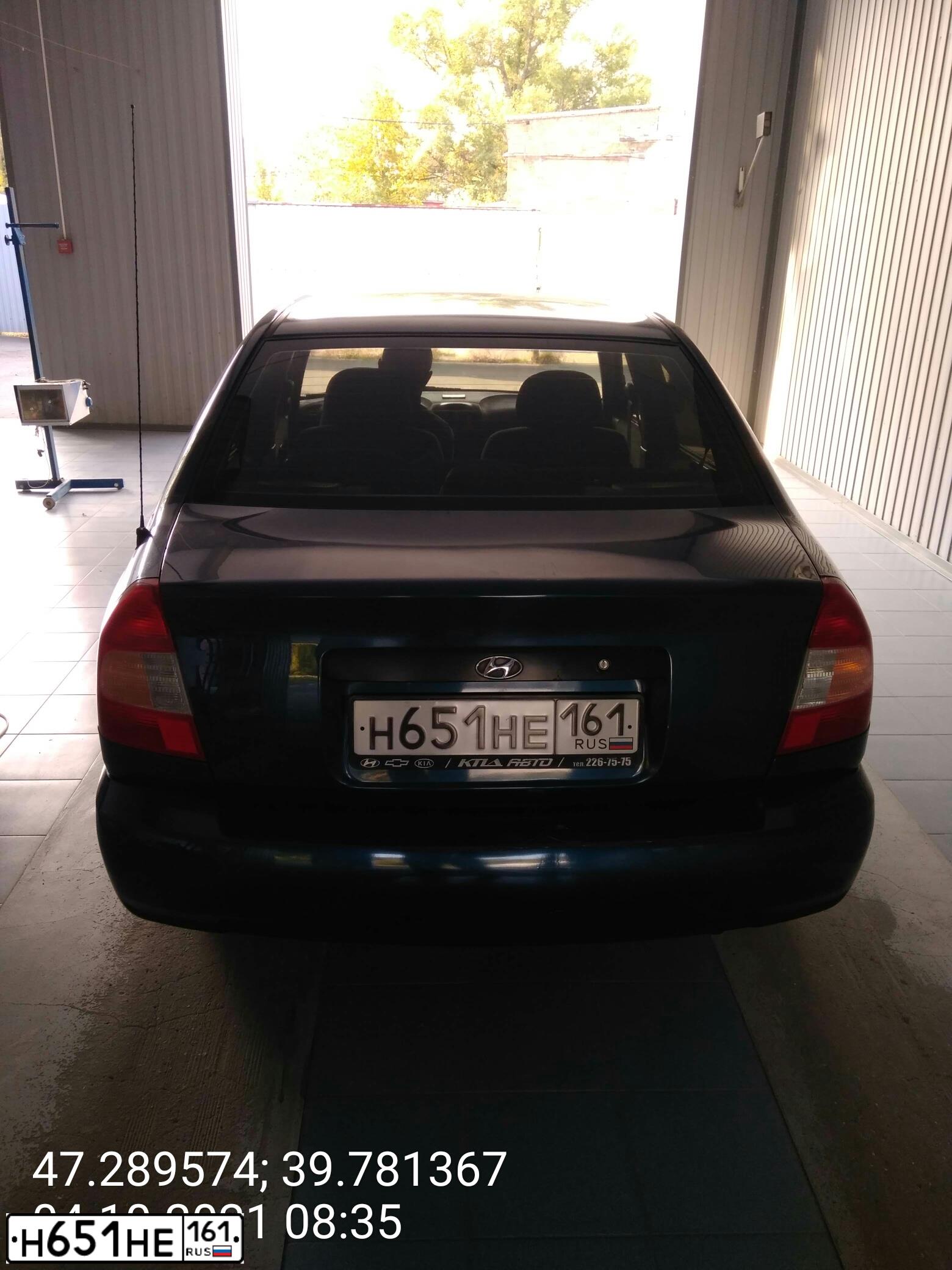 Фото автомобиля TAGAZ ACCENT, 2007 — госномер Е306ВЕ180. Цвет: синий