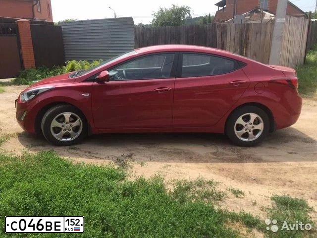 Фото автомобиля HYUNDAI ELANTRA, 2014 — госномер С046ВЕ152. Цвет: Красный