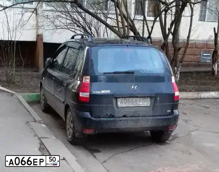 Фото автомобиля HYUNDAI MATRIX, 2008 — госномер В245ЕМ977. Цвет: ЧЕРНЫЙ
