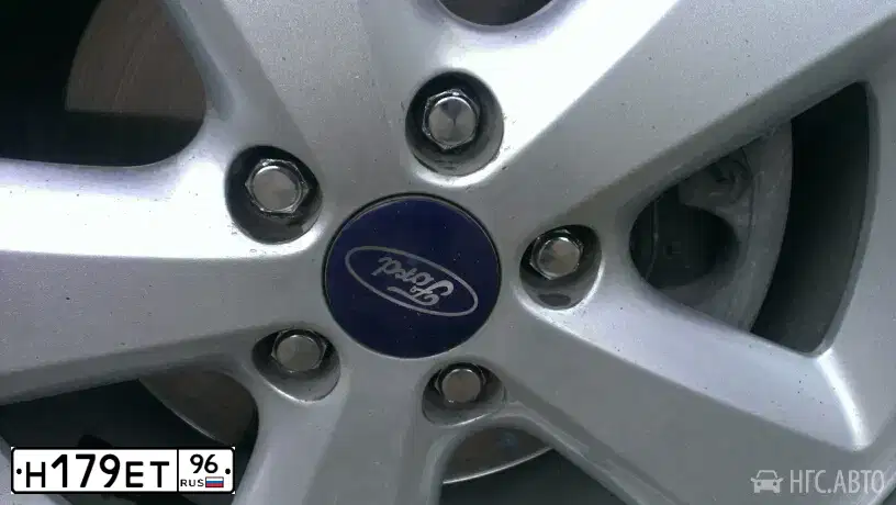 Фото автомобиля FORD FOCUS, 2008 — госномер Е915УМ196. Цвет: СЕРО ГОЛУБОЙ