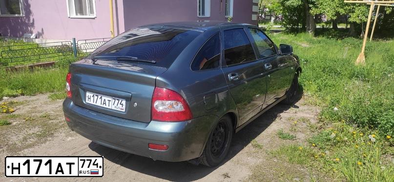 Фото автомобиля LADA PRIORA, 2011 — госномер Р567КС774