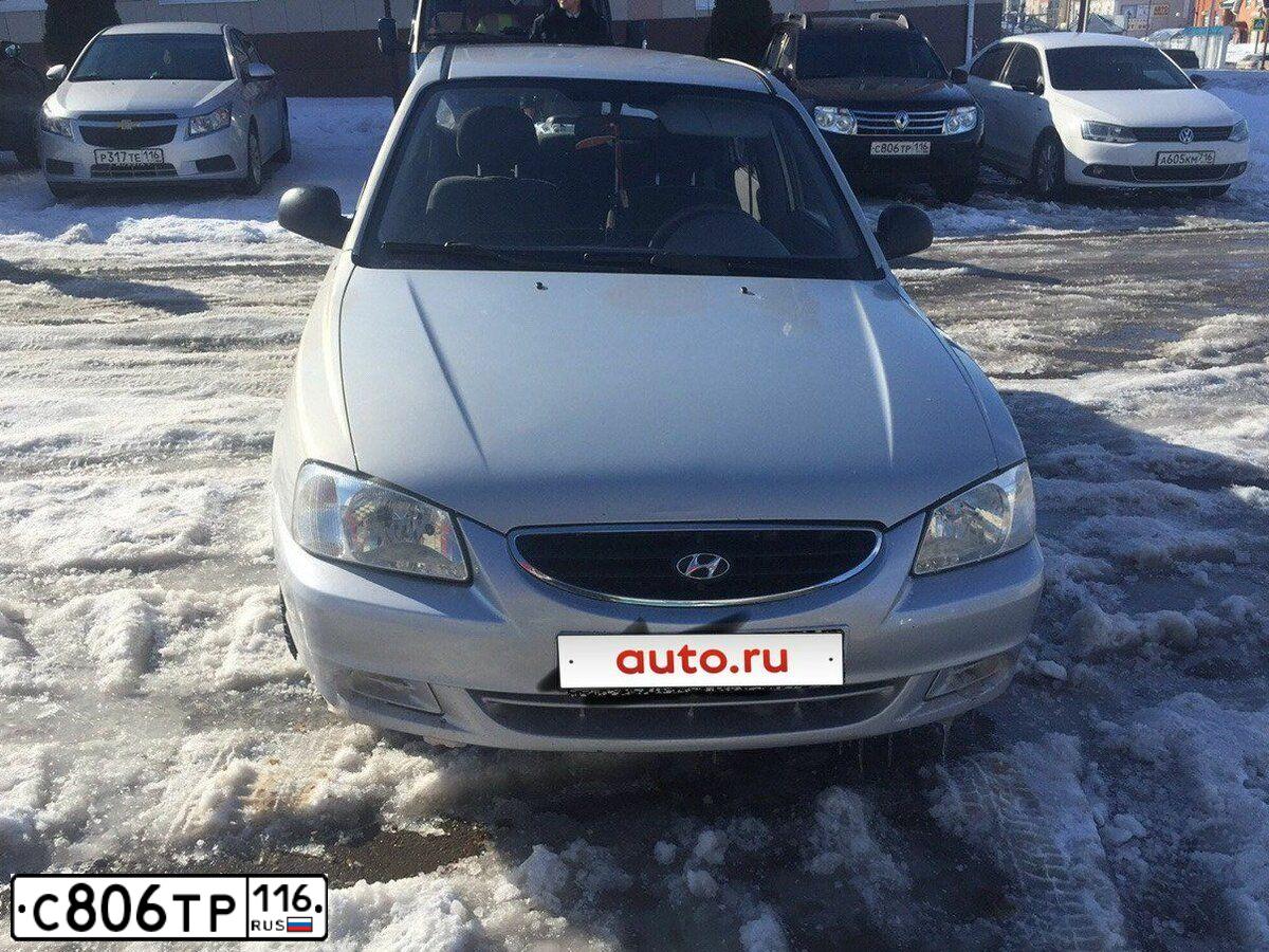 Фото автомобиля RENAULT DUSTER, 2013 — госномер К632ХР763. Цвет: ЧЕРНЫЙ