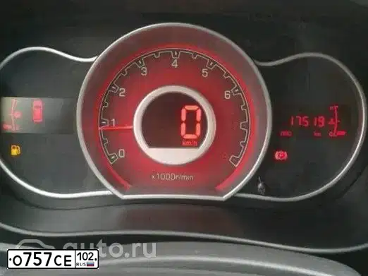 Фото автомобиля LADA 2170 PRIORA, 2013 — госномер О757СЕ102. Цвет: СВЕТЛО-СЕРЕБРИСТЫЙ МЕТАЛЛ