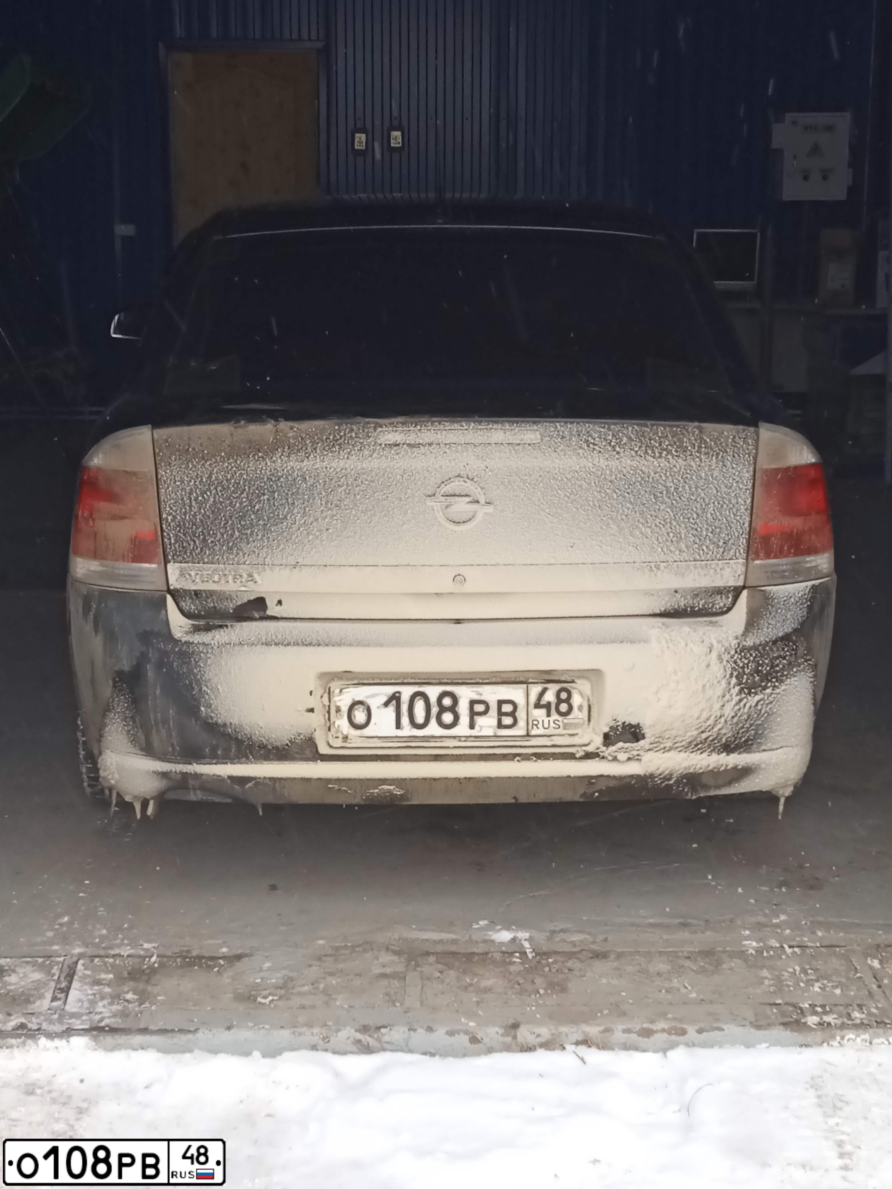 Фото автомобиля OPEL VECTRA, 2007 — госномер К055НВ68. Цвет: ЧЕРНЫЙ