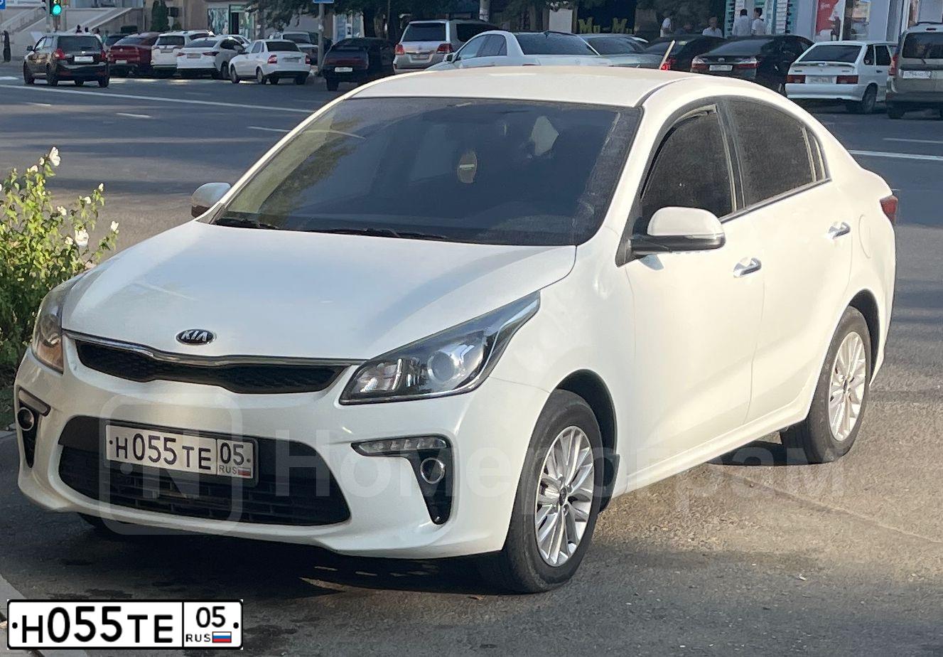 Фото автомобиля LADA 2190 GRANTA, 2016 — госномер Р694ХА05. Цвет: Белый