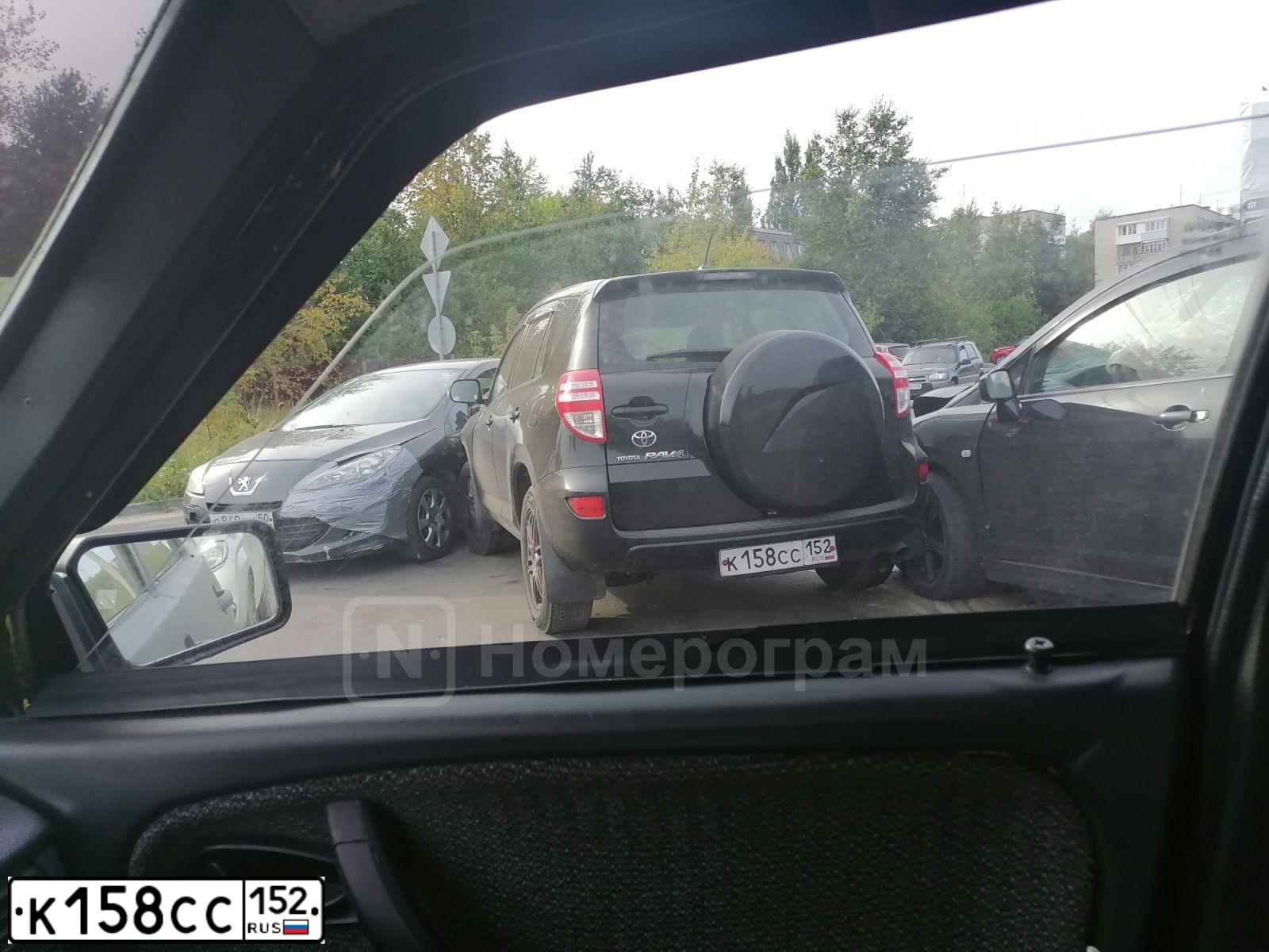 Фото автомобиля TOYOTA RAV4, 2012 — госномер К158СС152. Цвет: ЧЕРНЫЙ