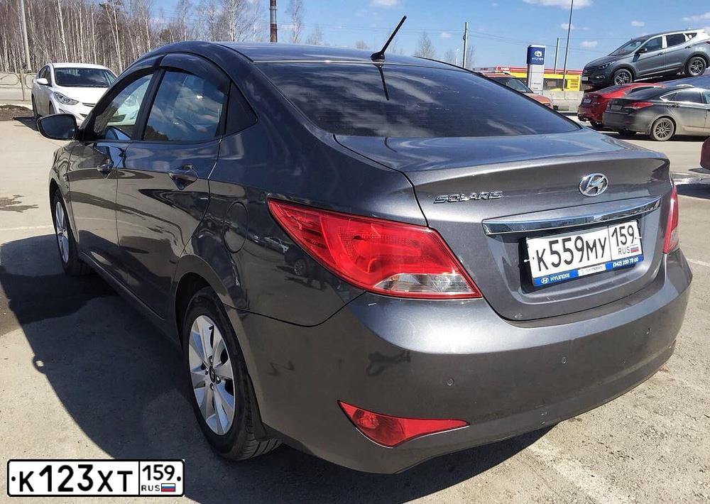 Фото автомобиля HYUNDAI SANTA FE, 2017 — госномер К123ХТ159. Цвет: БЕЛЫЙ