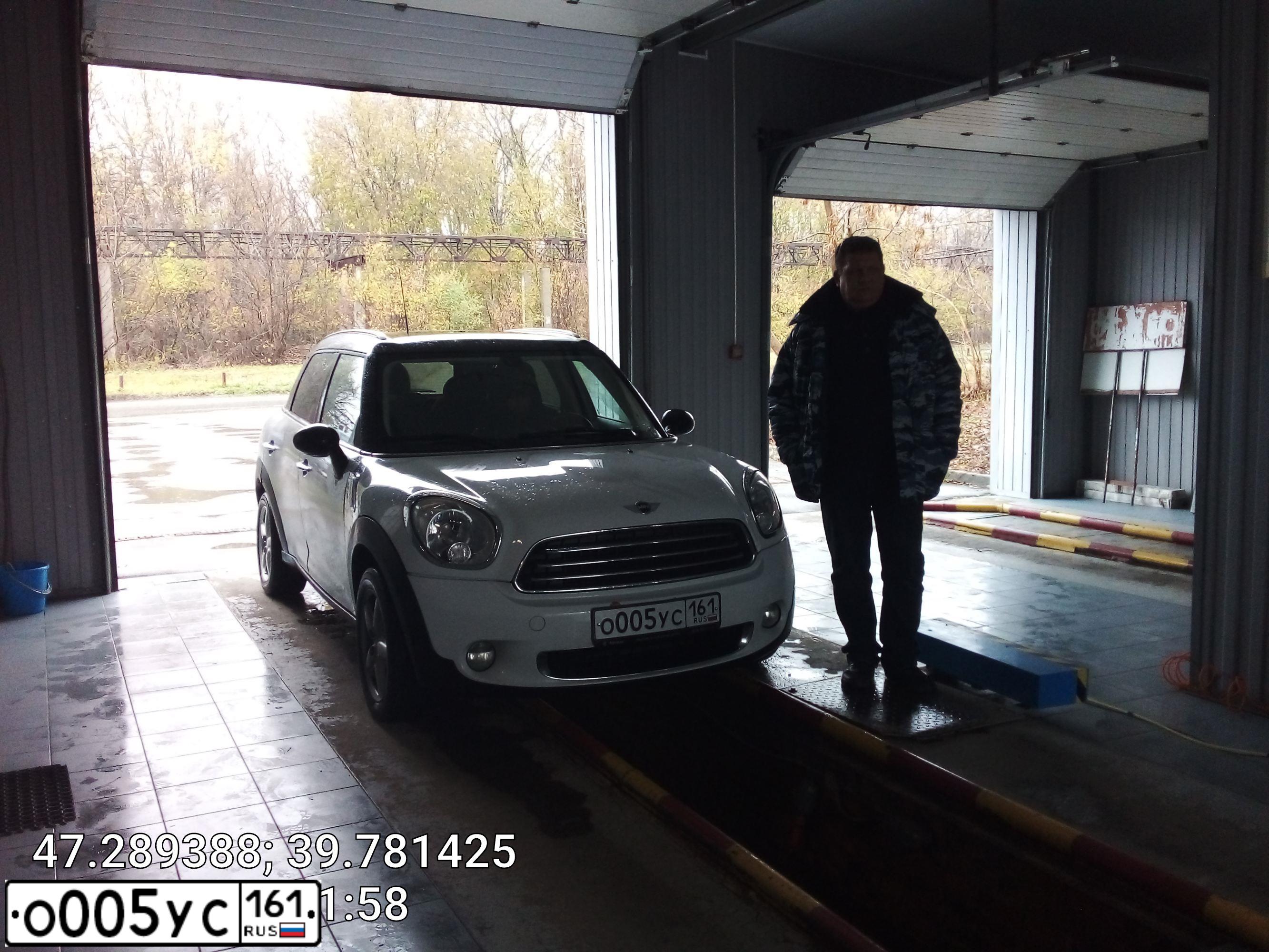 Фото автомобиля TOYOTA LANDCRUISER 200, 2008 — госномер В666УР186. Цвет: ЧЕРНЫЙ