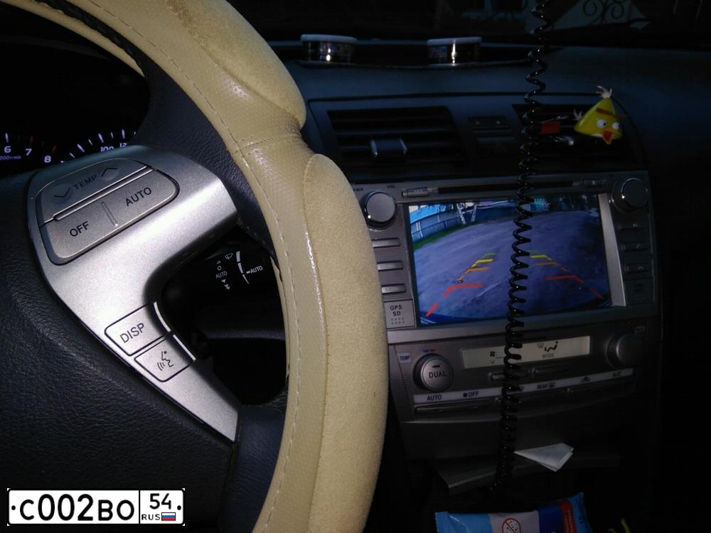 Фото автомобиля TOYOTA CAMRY, 2009 — госномер С002ВО54. Цвет: ЧЕРНЫЙ