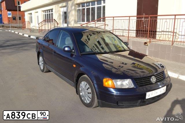Фото автомобиля VOLKSWAGEN PASSAT, 1998 — госномер А594СТ62. Цвет: СИНИЙ