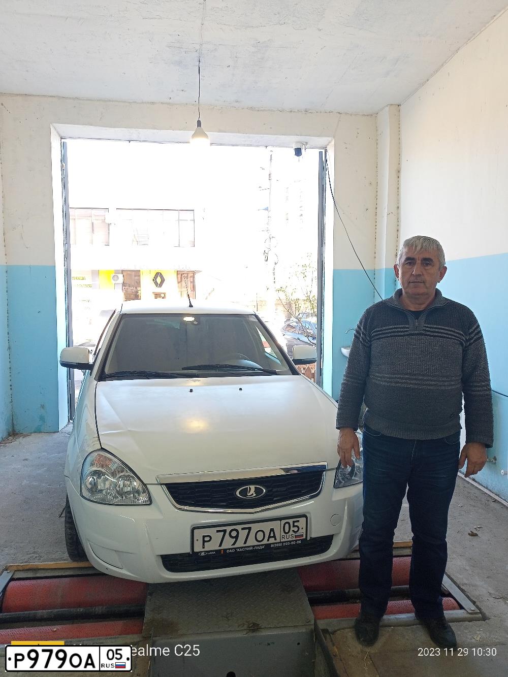 Фото автомобиля LADA 2112 LADA, 2008 — госномер В596УМ76. Цвет: ТЕМНО-ВИШНЕВЫЙ