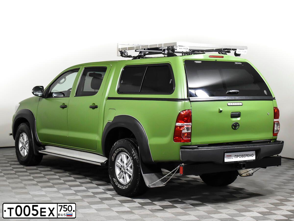 Фото автомобиля TOYOTA HILUX, 2014 — госномер С253КЕ797. Цвет: ЗЕЛЕНЫЙ