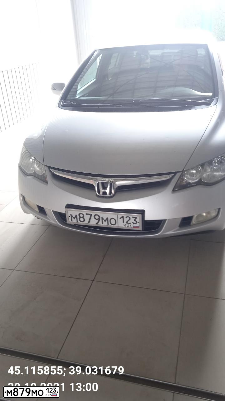 Фото автомобиля HONDA CIVIC, 2008 — госномер Р317ВХ193. Цвет: Серебристый