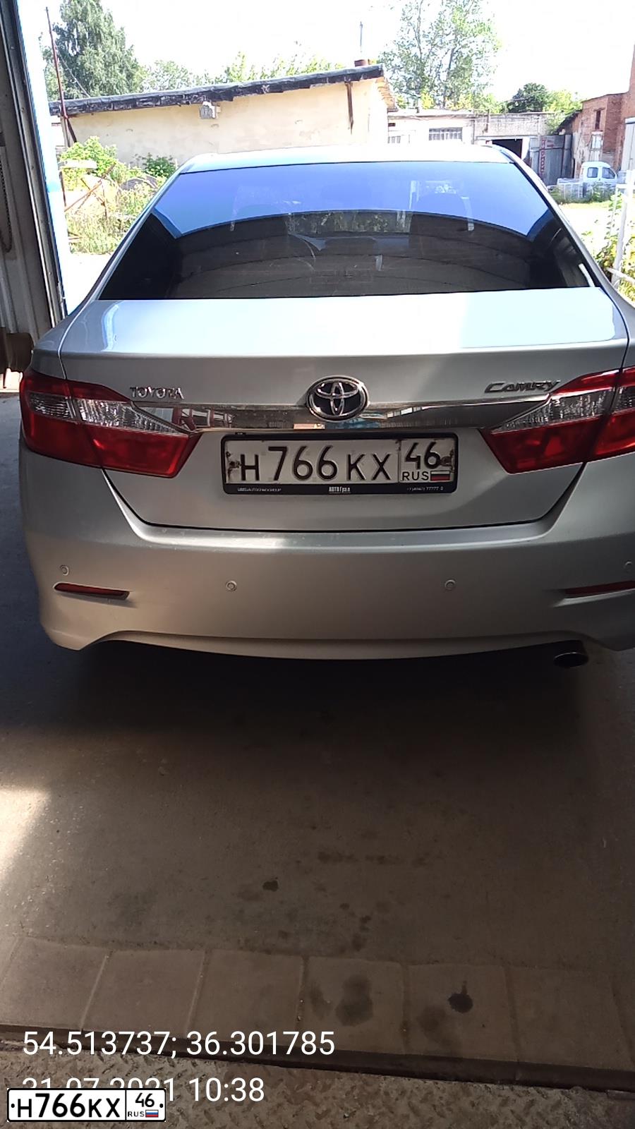 Фото автомобиля TOYOTA CAMRY, 2014 — госномер Р217ВЕ40. Цвет: СЕРЕБРИСТЫЙ МЕТАЛЛИК
