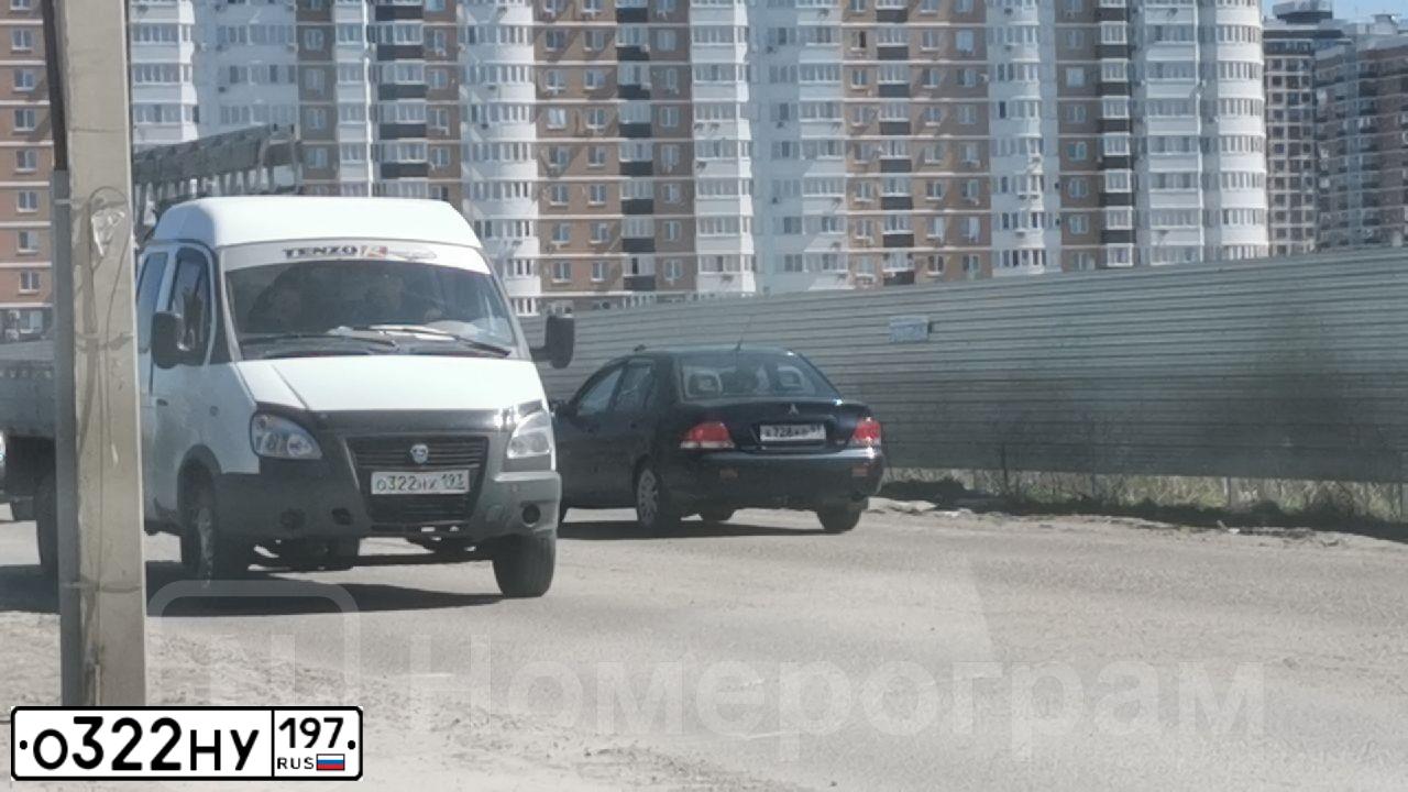 Фото автомобиля OPEL COMBO, 2008 — госномер Т985СТ790. Цвет: синий