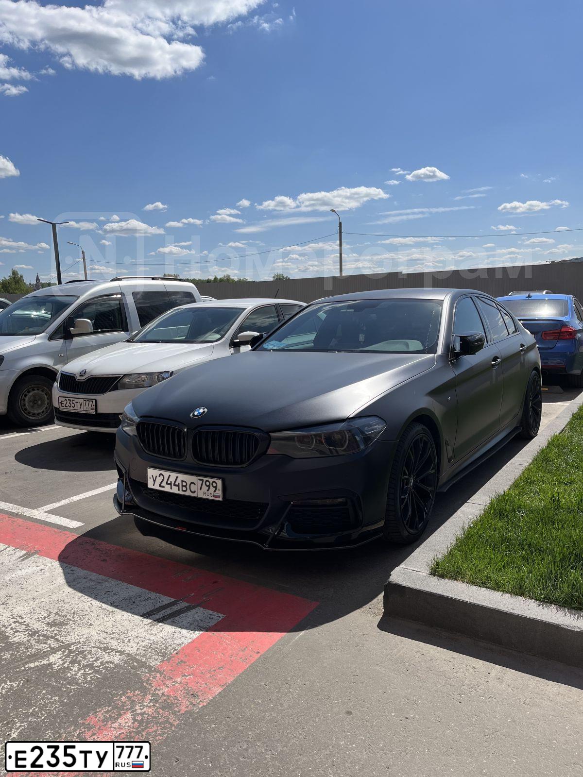 Фото автомобиля SKODA RAPID, 2016 — госномер Е235ТУ777. Цвет: БЕЛЫЙ