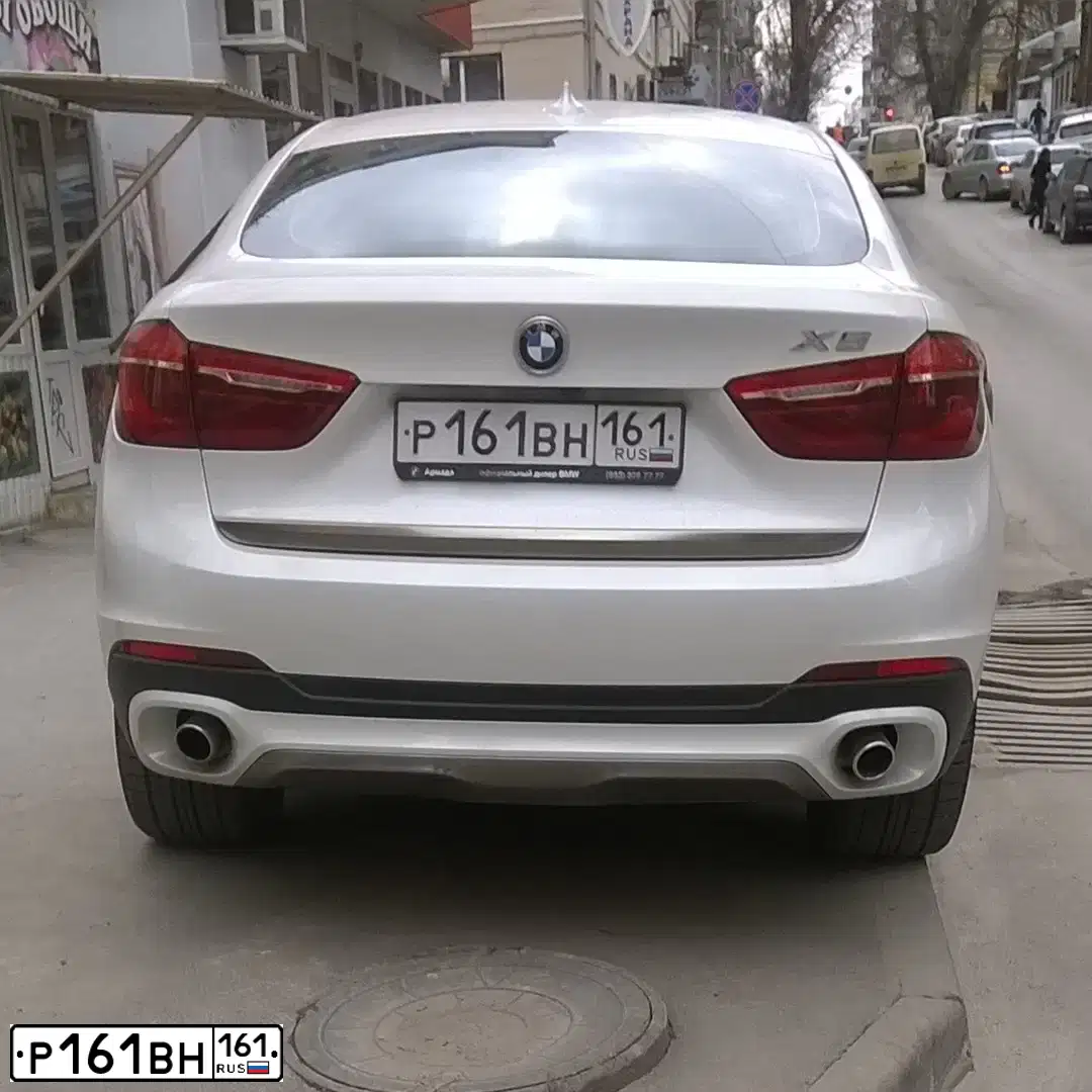 Фото автомобиля BMW X5, 2008 — госномер С493УМ161. Цвет: ЧЕРНЫЙ