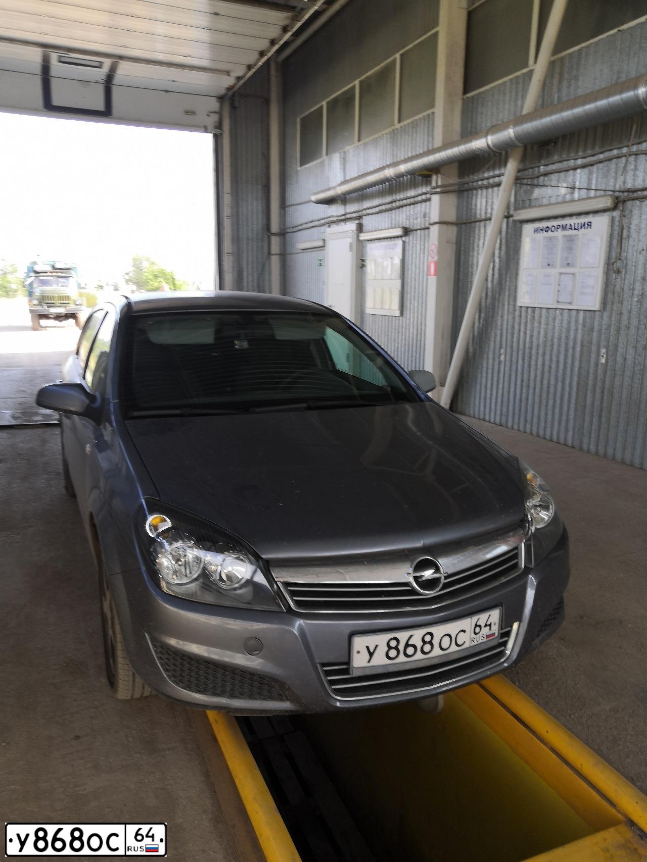 Фото автомобиля LADA 2114, 2004 — госномер К605ТУ134