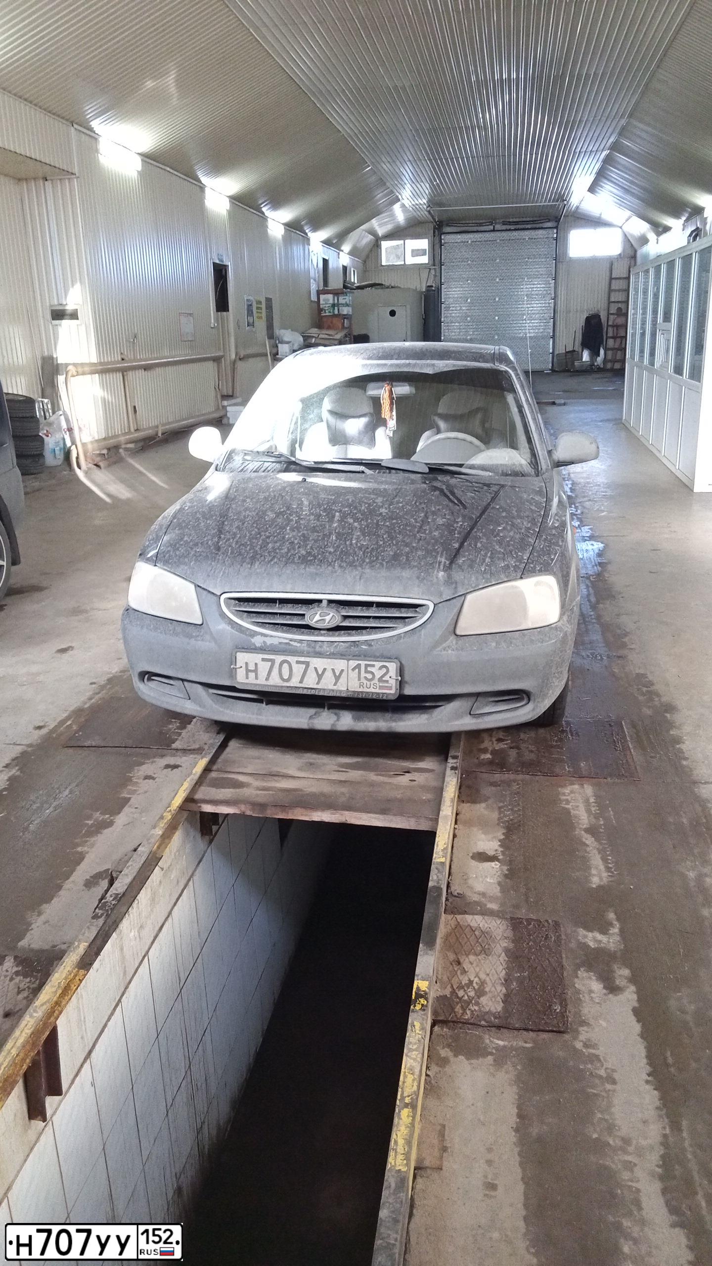 Фото автомобиля TAGAZ ACCENT, 2008 — госномер Р727НУ199. Цвет: синий