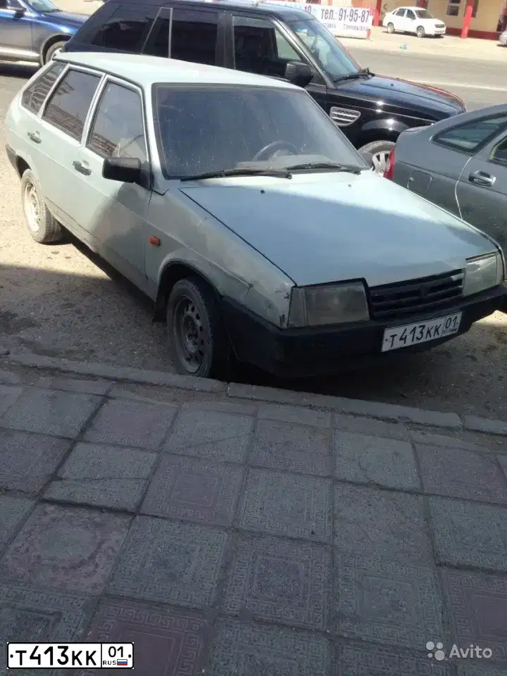 Фото автомобиля LADA 2109 SAMARA, 1998 — госномер Т413КК01. Цвет: СЕРЕБРИСТО-ЖЕЛТЫЙ