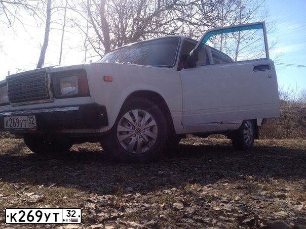 Фото автомобиля FORD FIESTA / ASPIRE, 2008 — госномер М905АА799. Цвет: ЧЕРНЫЙ