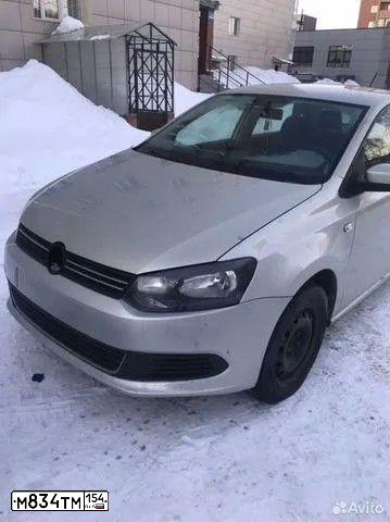 Фото автомобиля VOLKSWAGEN POLO, 2014 — госномер О711ХК154. Цвет: СЕРЕБРИСТО-ЖЕЛТЫЙ