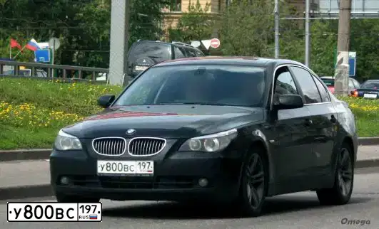 Фото автомобиля BMW SERIE 5, 2006 — госномер У800ВС197. Цвет: ЧЕРНЫЙ