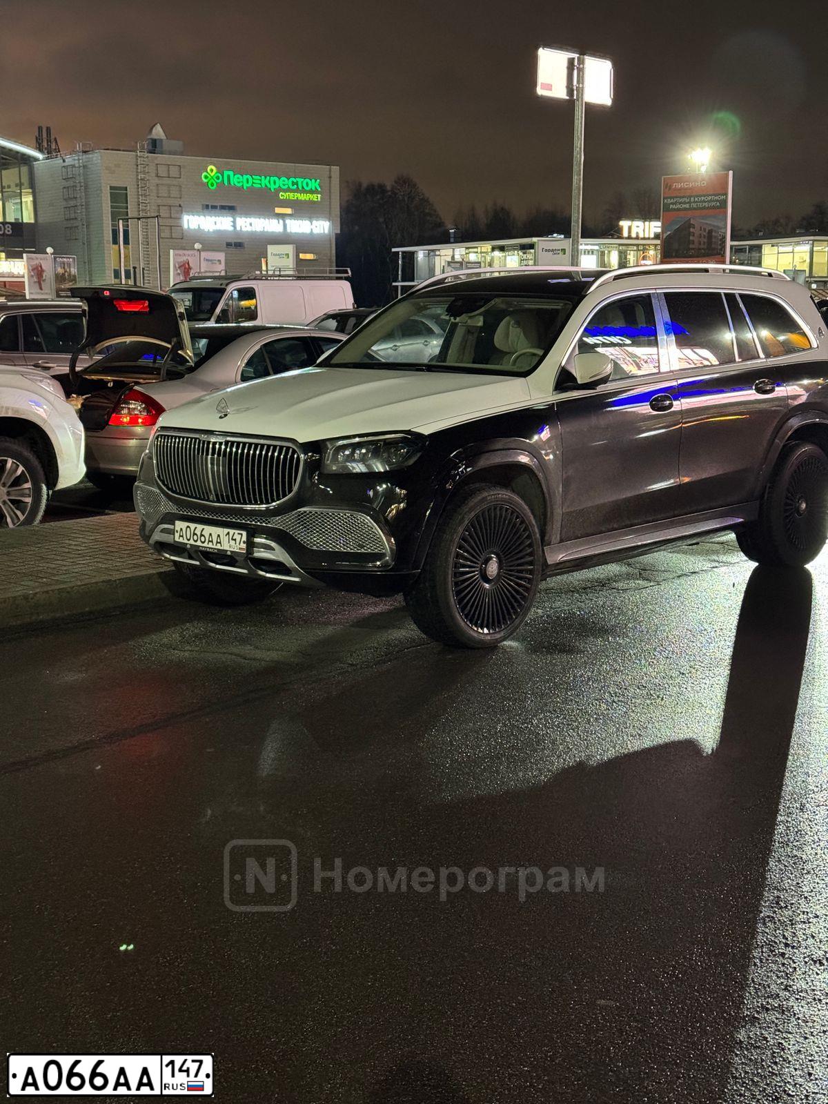 Фото автомобиля AUDI A4, 2017 — госномер А066АА147. Цвет: ЧЕРНО-СИНИЙ