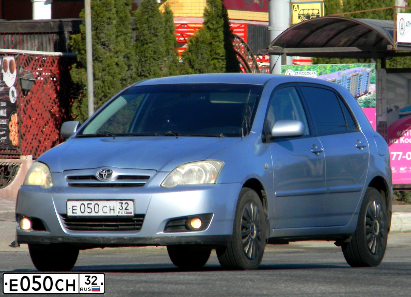Фото автомобиля TOYOTA COROLLA, 2004 — госномер Е050СН32