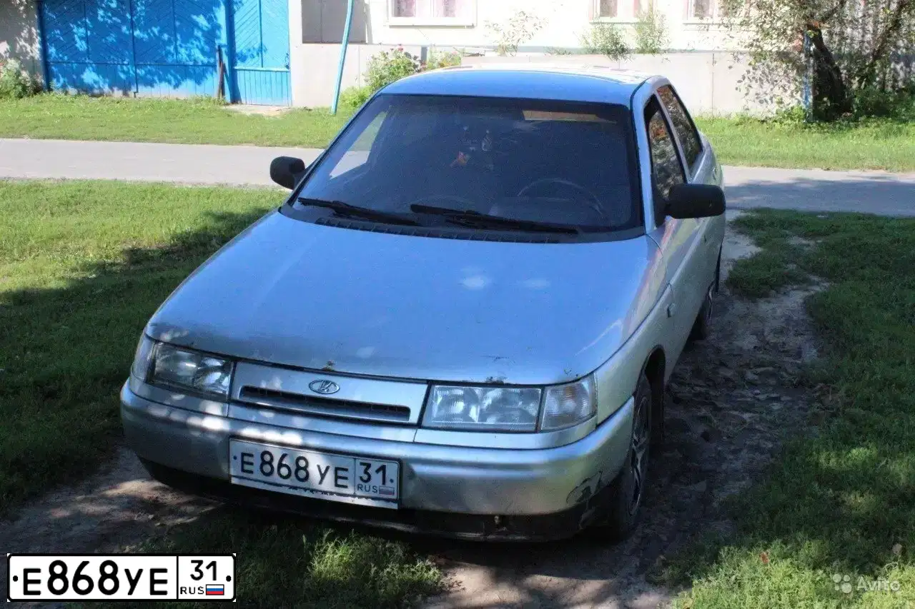 Фото автомобиля LADA 2114 SAMARA, 2011 — госномер Е868УЕ31. Цвет: СРЕДНИЙ СЕРО-ЗЕЛЕНЫЙ МЕТ