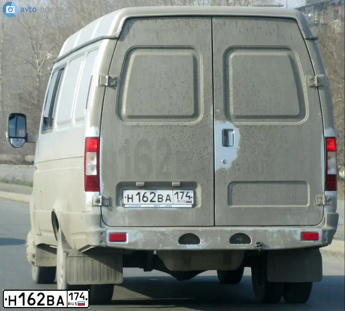 Фото автомобиля GAZ 2705 EL, 2007 — госномер Н162ВА174. Цвет: Серебристый
