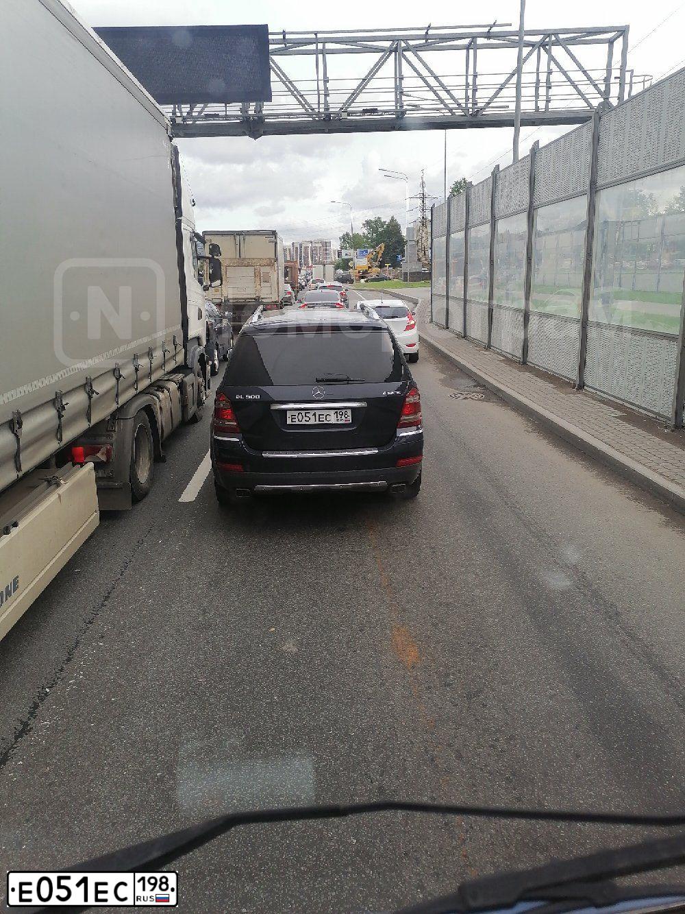 Фото автомобиля MERCEDES GL-KLASSE, 2008 — госномер С789УМ777. Цвет: синий