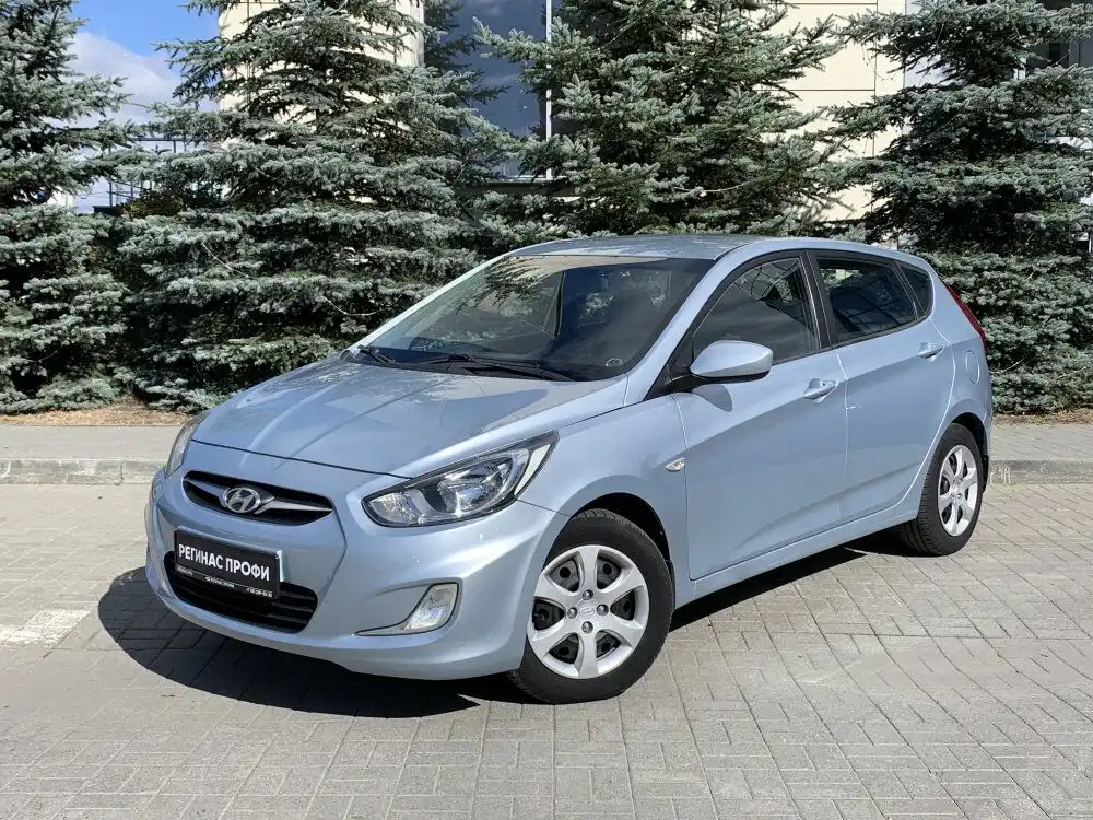 Фото автомобиля HYUNDAI SOLARIS, 2011 — госномер С767ЕС774