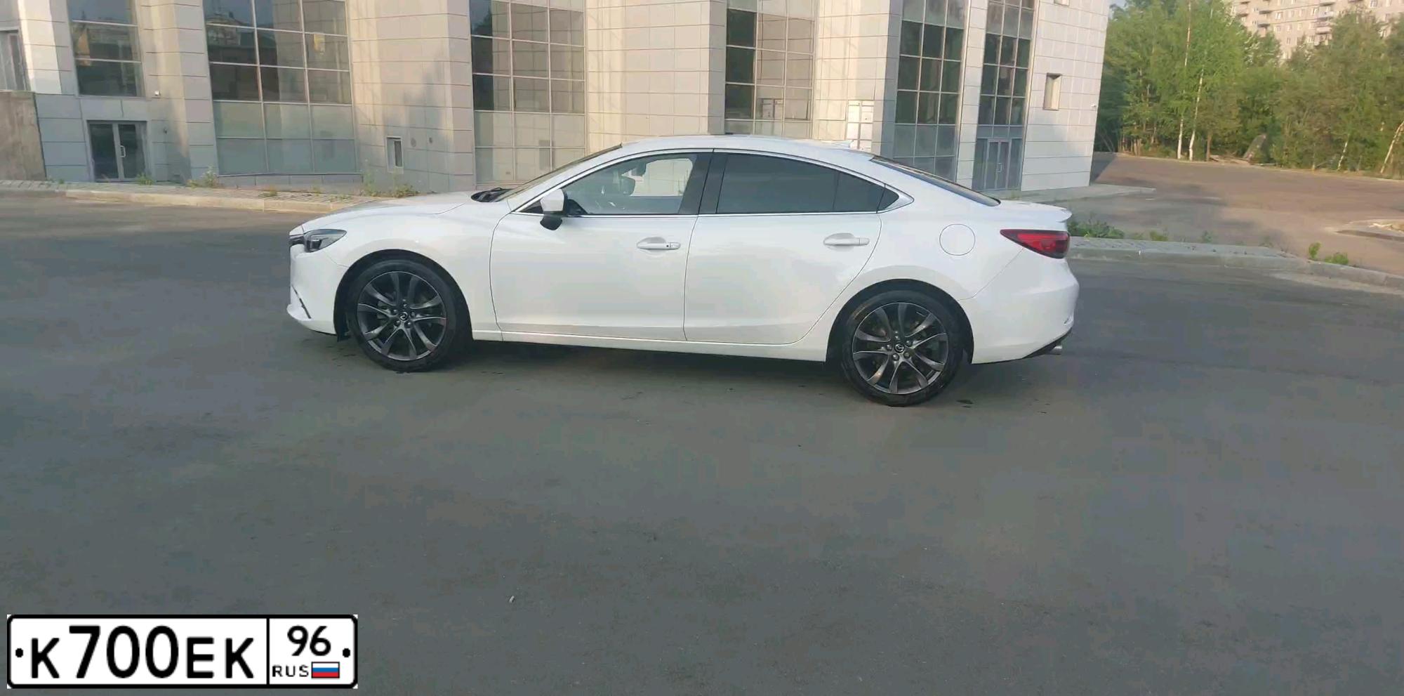 Фото автомобиля LADA 2115 SAMARA, 2004 — госномер С262ТР196. Цвет: Серебристый